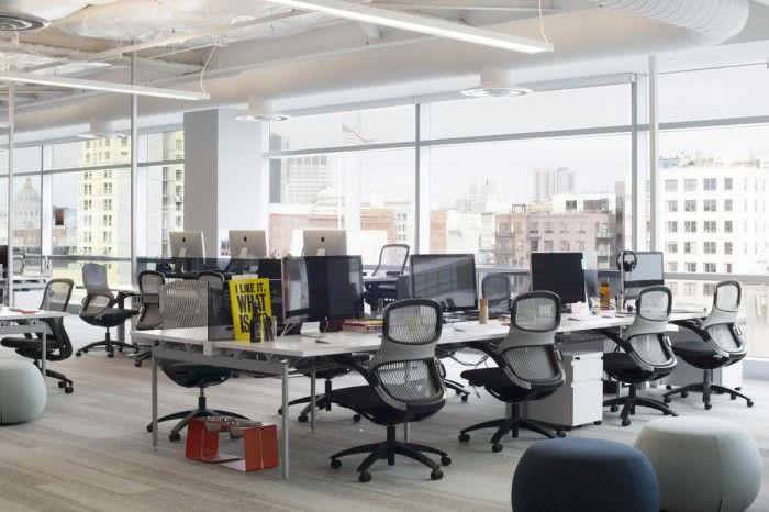 Decoração de ambientes corporativos e escritórios